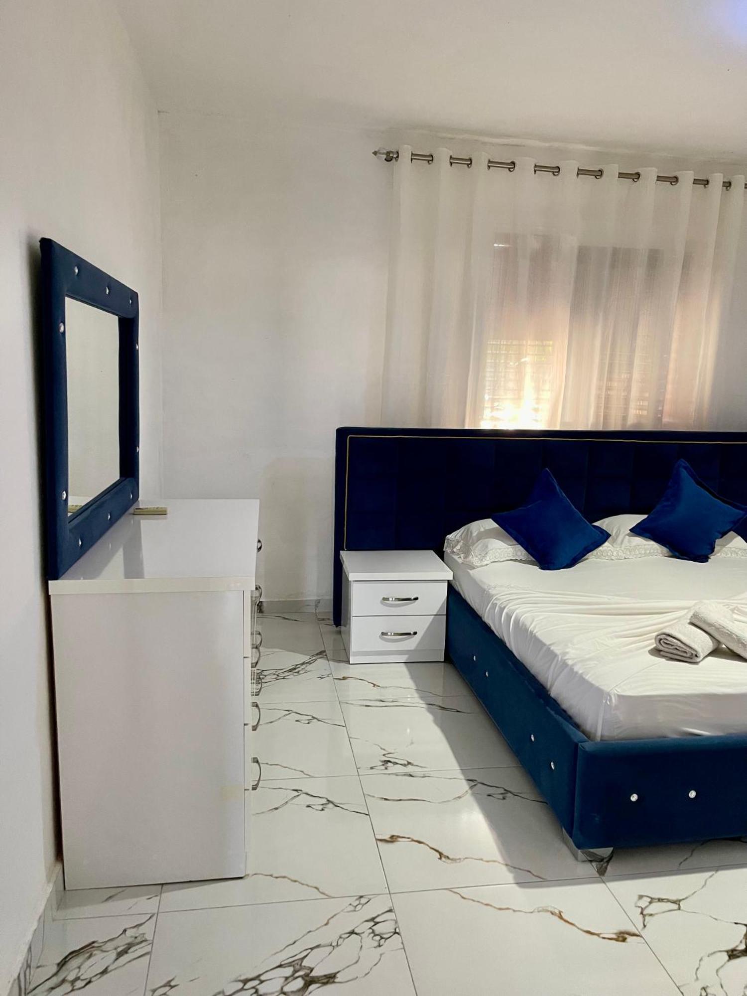 Guest House Dea Vlorë Eksteriør bilde