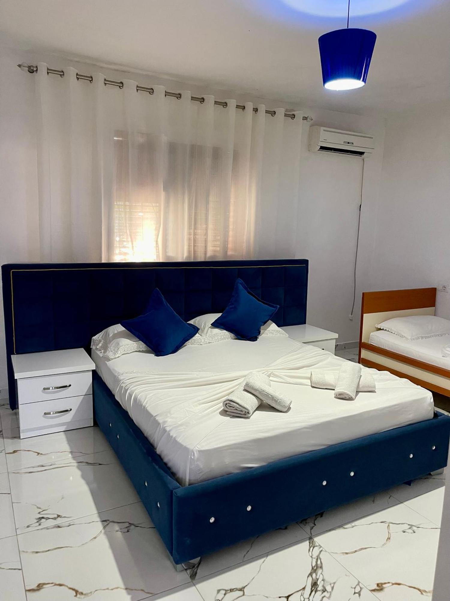 Guest House Dea Vlorë Eksteriør bilde