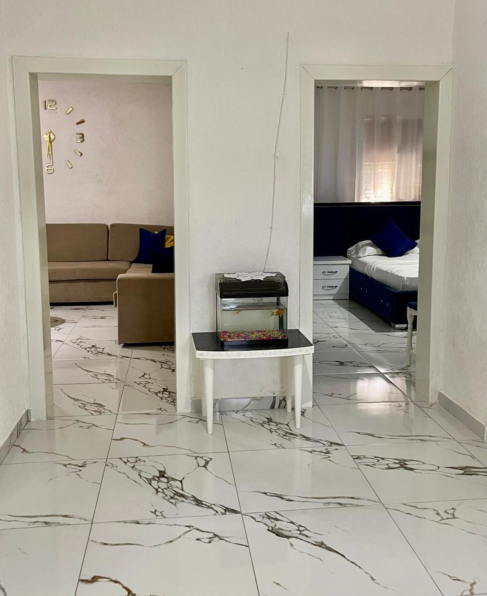 Guest House Dea Vlorë Eksteriør bilde