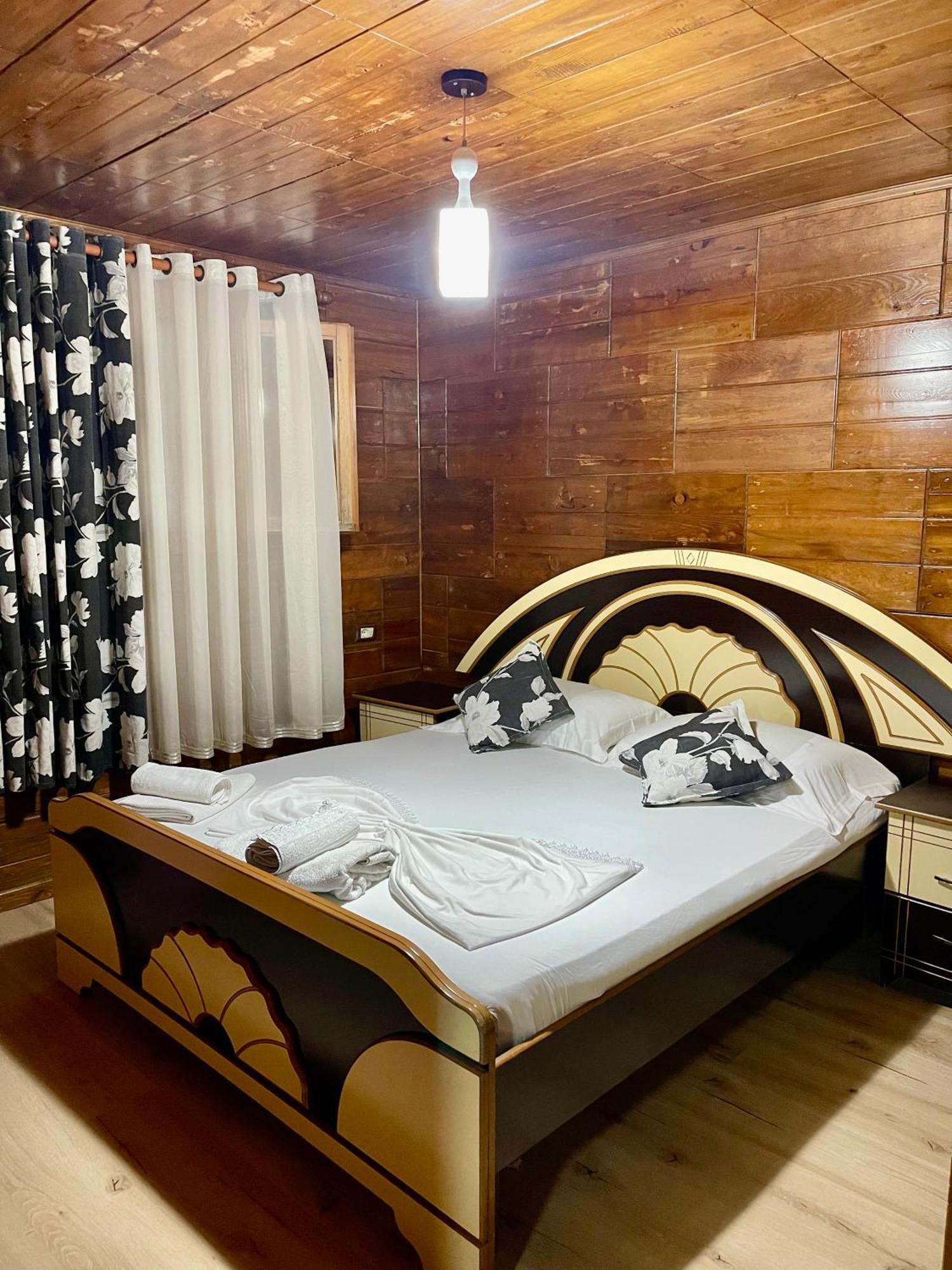 Guest House Dea Vlorë Eksteriør bilde